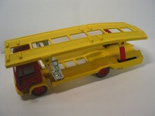 248) altes Modellauto Auto LKW